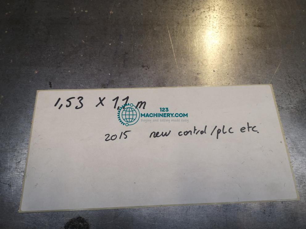 Показывать рекламу Высекальная машина